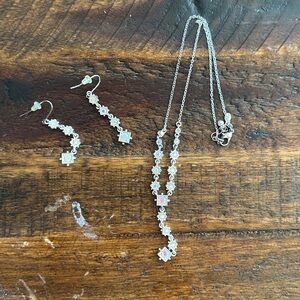 Premier designs, silver, and iridescent necklace and earrings set.